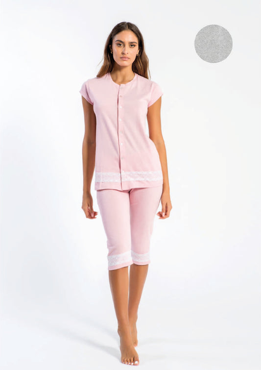 Women's half-sleeved open-front capri pajamas "Adorable"