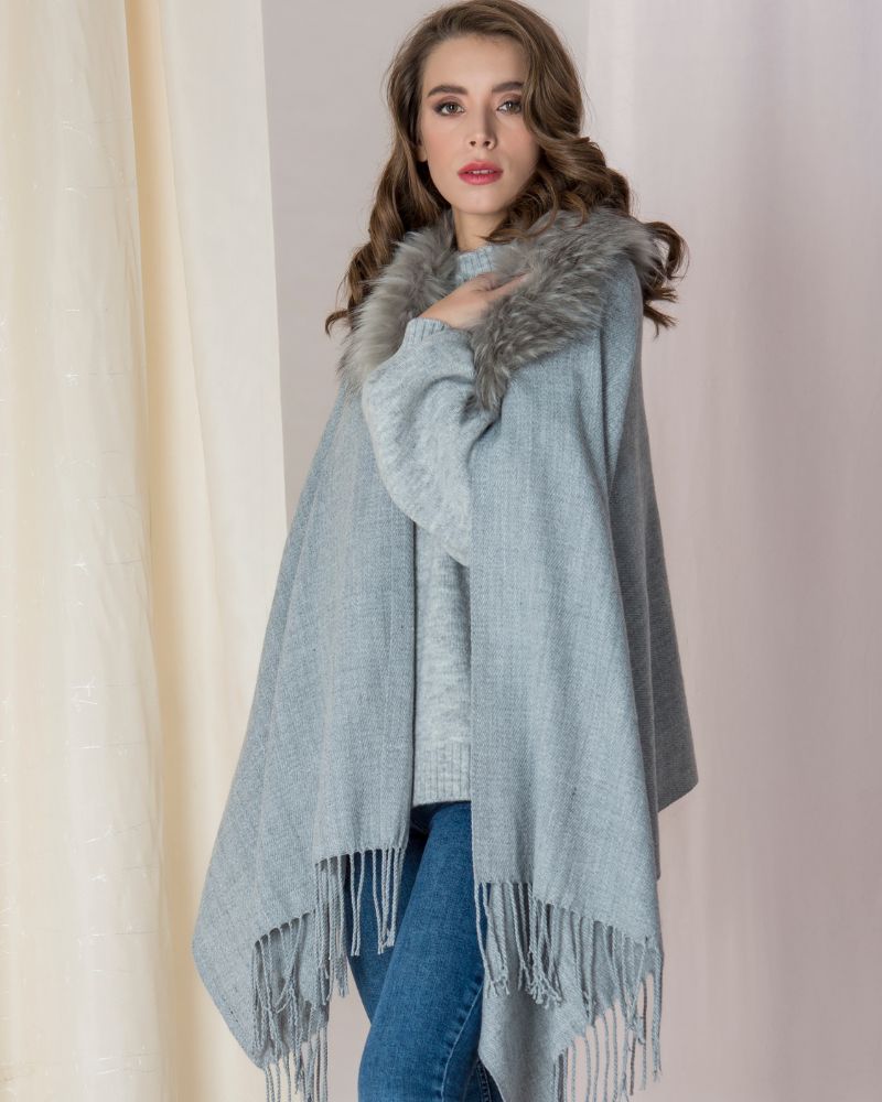 Cape with Fur Collar ACC054